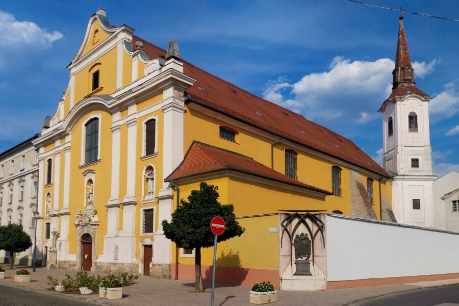 Belvárosi ferences templom (Szent Anna)