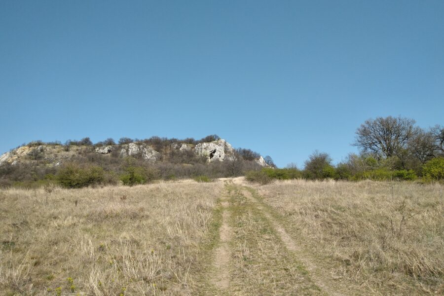 Kis-Strázsa-hegyi tanösvény