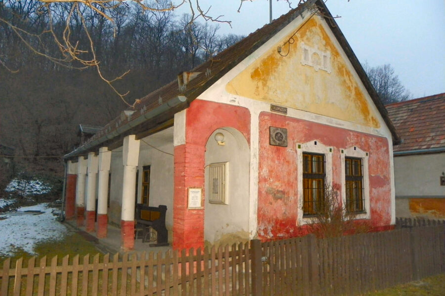 Pilisszentlélek és a pálos kolostorrom