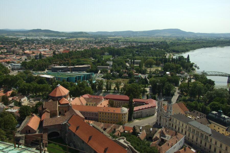 Prímás-sziget és a Szigetcsúcs (országzászló)
